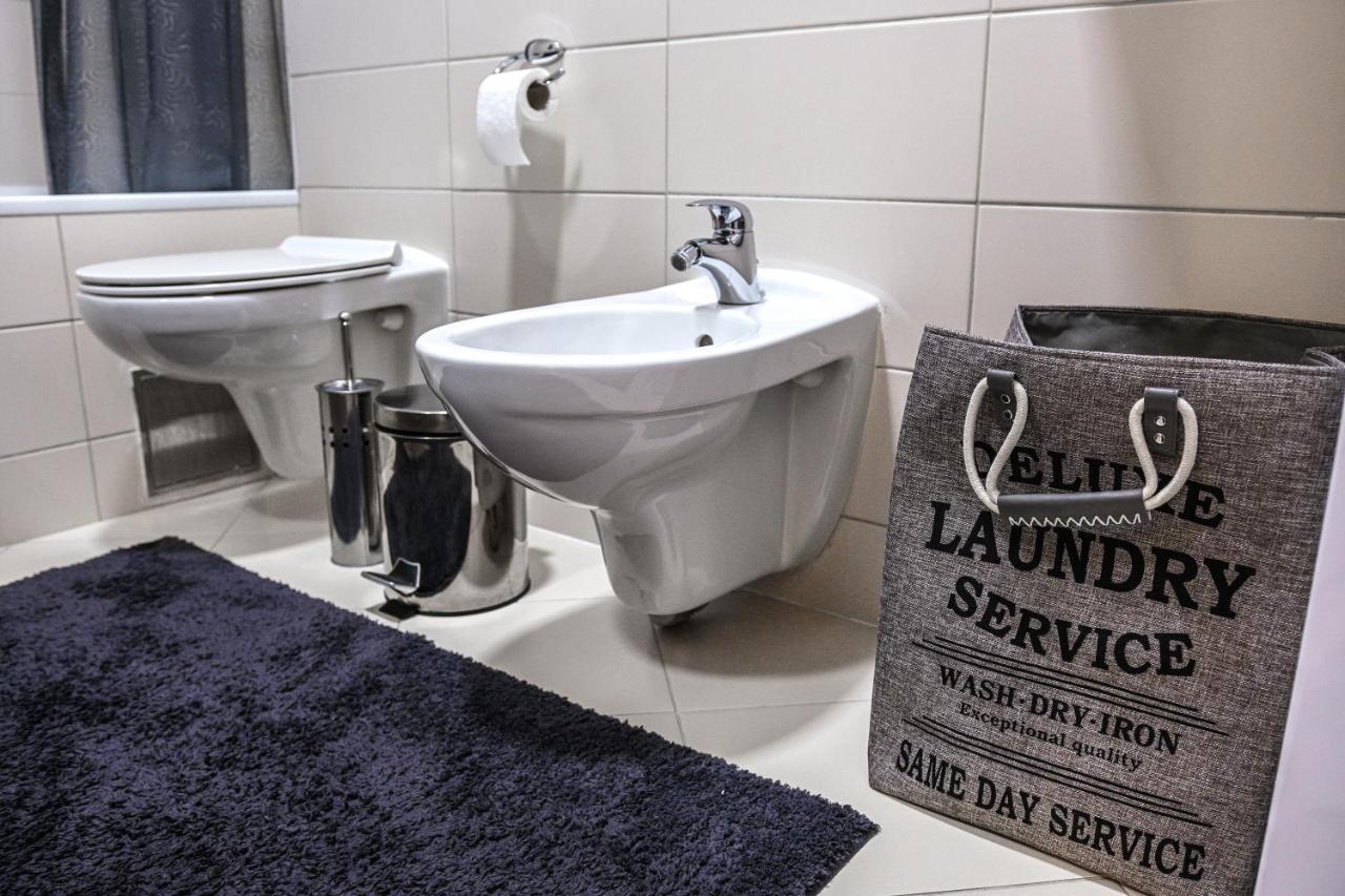 Luxury Apartment Karic Free Parking Tuzla Luaran gambar