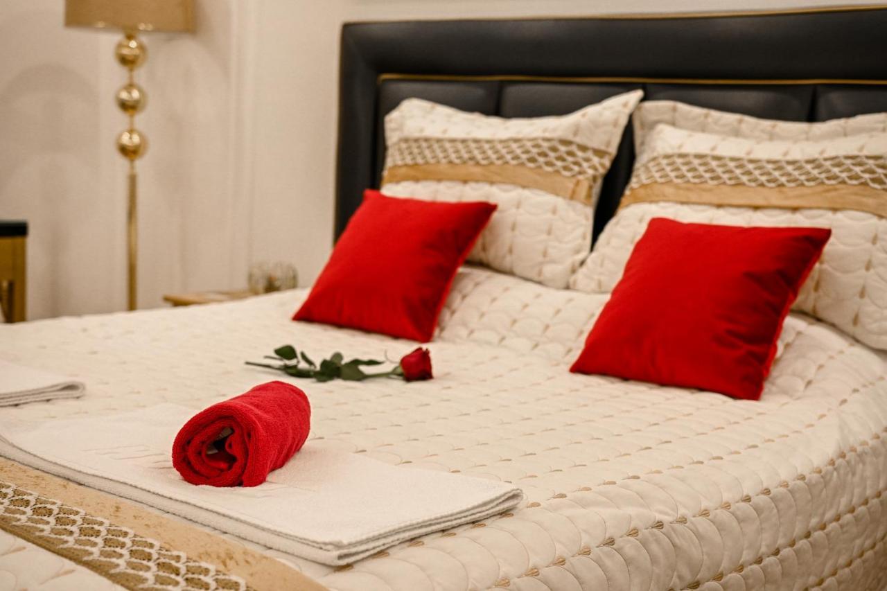 Luxury Apartment Karic Free Parking Tuzla Luaran gambar