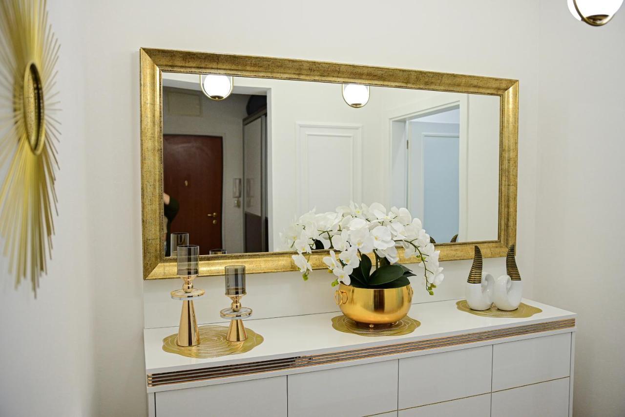 Luxury Apartment Karic Free Parking Tuzla Luaran gambar
