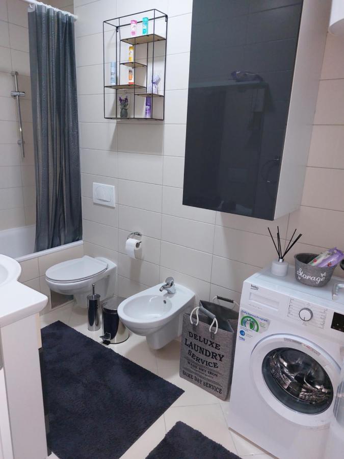 Luxury Apartment Karic Free Parking Tuzla Luaran gambar